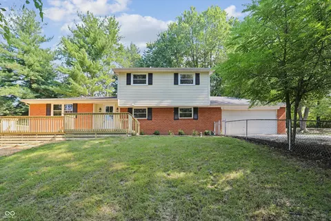 7236 E Spring Lake Rd, Mooresville, IN 46158