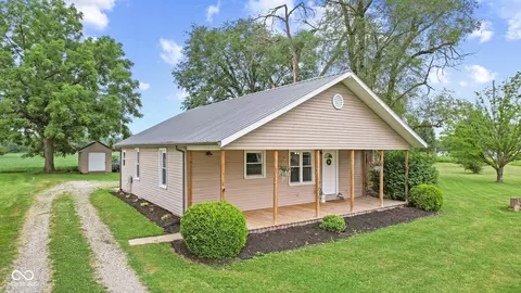 4565 South St, Trafalgar, IN 46181