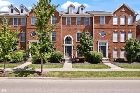 415 Autumn Dr, Carmel, IN 46032