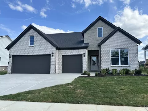 15894 Kohut Ln, Westfield, IN 46074