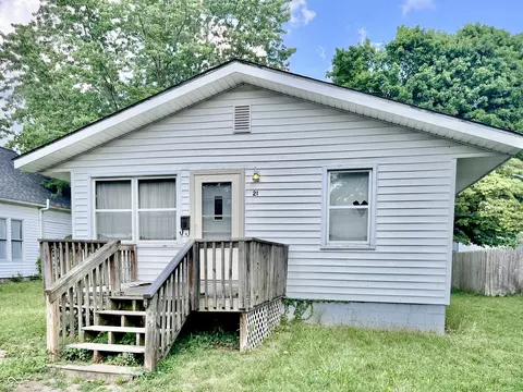21 S Hinman St, Columbus, IN 47201