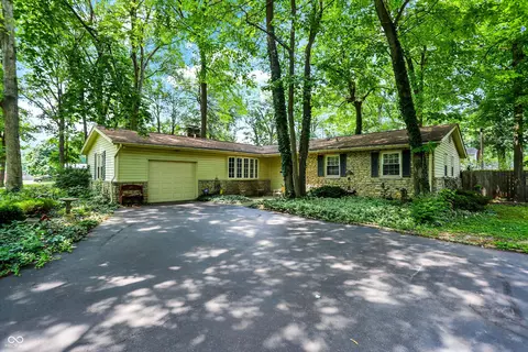 7050 Camelot Ct, Indianapolis, IN 46214