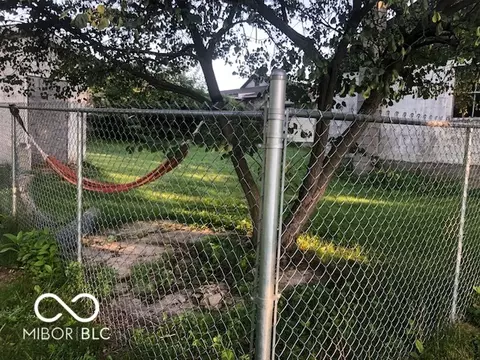 215 E Maple St, Spiceland, IN 47385 photo 27