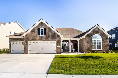 5436 Landing Place Ln, Noblesville, IN 46062