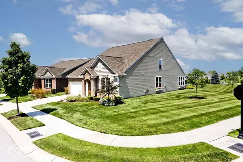 13246 Brandy Ln, Fishers, IN 46037 photo 2