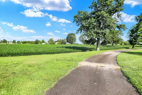 11071 S E 00 W, Fairmount, IN 46928 photo 41