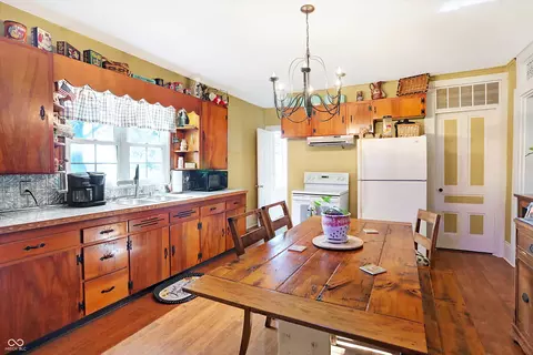 11071 S E 00 W, Fairmount, IN 46928 photo 9