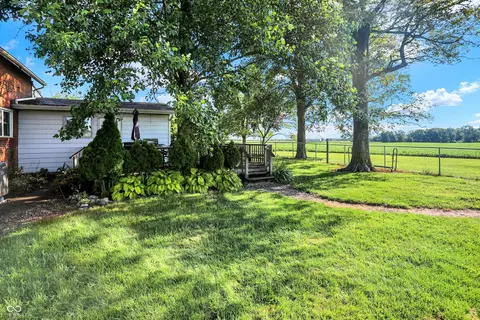 11071 S E 00 W, Fairmount, IN 46928 photo 38