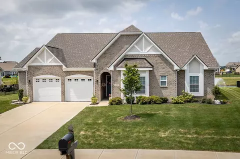 6252 Rothwell Dr, Noblesville, IN 46062