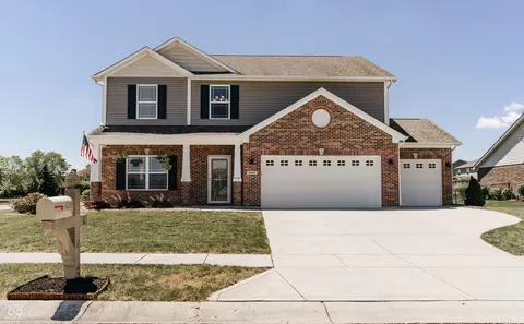 6245 Silver Moon Ct, Indianapolis, IN 46259