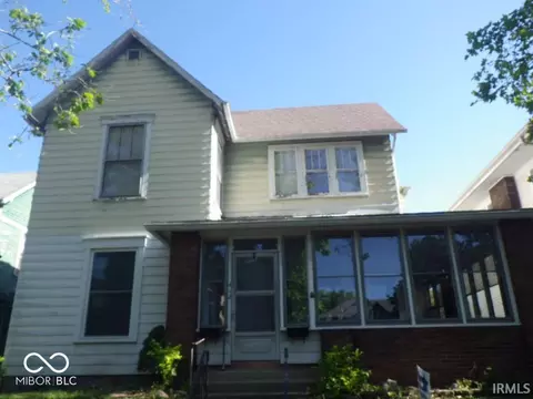 412 W Howard St, Muncie, IN 47305