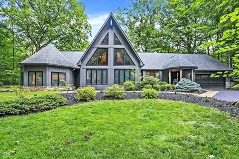 940 Tillson Dr, Zionsville, IN 46077