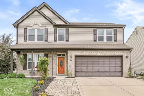 5826 Copeland Mills Dr, Indianapolis, IN 46221