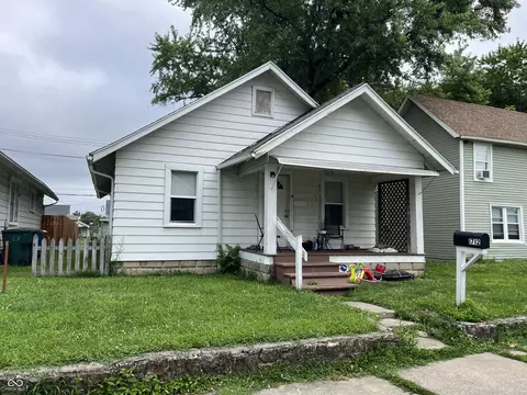 1712 W 7th St, Muncie, IN 47302