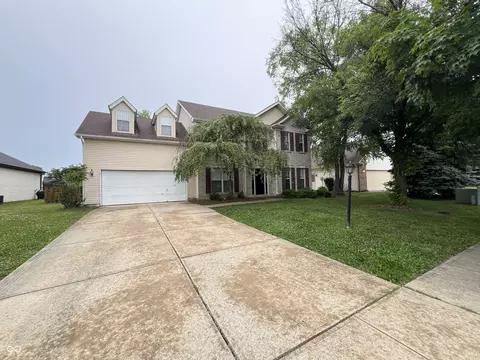 10160 Glenn Abbey Ln, Fishers, IN 46037