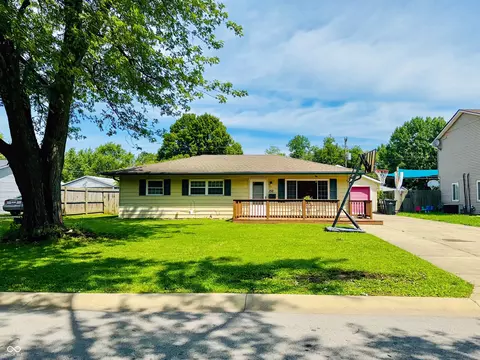 152 Bel Aire Dr, Whiteland, IN 46184