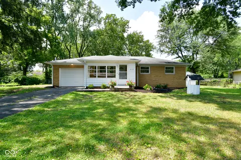 212 Cedar Bluff Dr, Indianapolis, IN 46214