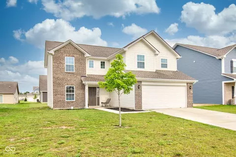 536 N Quartz Ln, Fortville, IN 46040