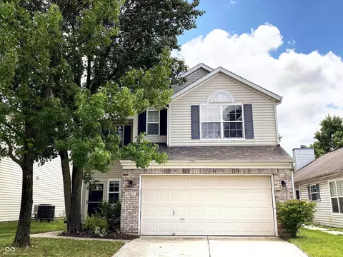 11617 Glenn Abbey Ln, Indianapolis, IN 46235