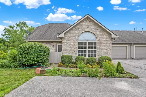 4743 Bridgefield Dr, Indianapolis, IN 46254