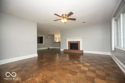 703 Raymond St, Plainfield, IN 46168 photo 9