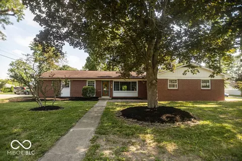 703 Raymond St, Plainfield, IN 46168