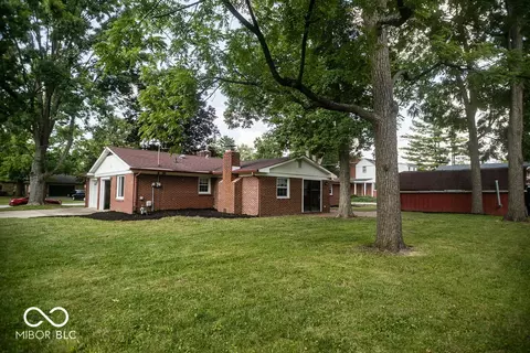 703 Raymond St, Plainfield, IN 46168 photo 5