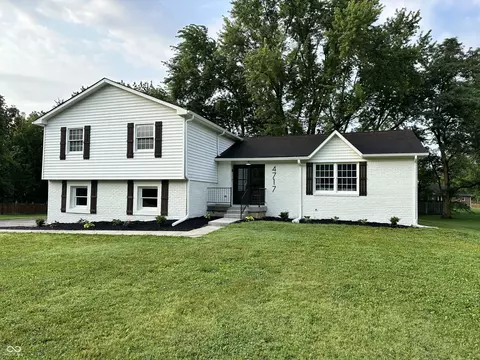 4717 Royal Oak Ln, Carmel, IN 46033