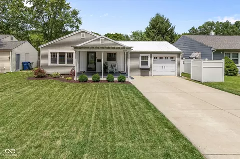 1250 Lincoln Dr, Noblesville, IN 46060