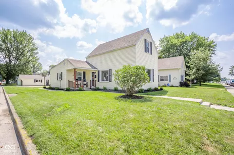 1325 S J St, Elwood, IN 46036
