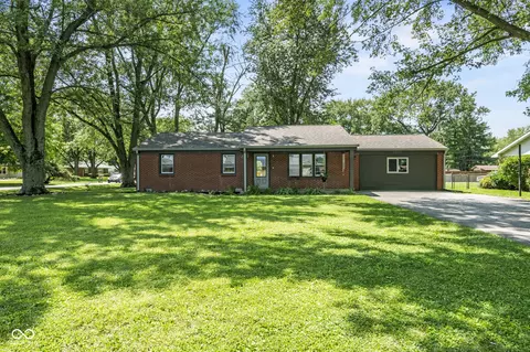 5623 Harmeson Dr, Anderson, IN 46013