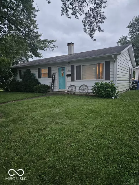 507 Roosevelt Dr, Shelbyville, IN 46176