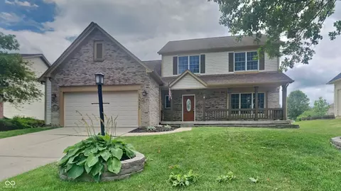 12255 Limestone Dr, Fishers, IN 46037 photo 2