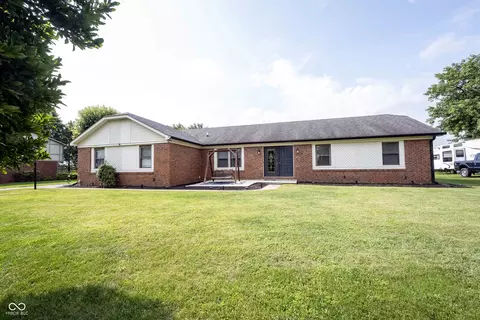10737 Melissa Ann Dr, Indianapolis, IN 46234