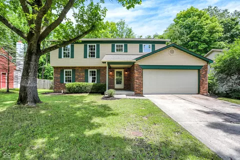 3720 Oil Creek Dr, Indianapolis, IN 46268