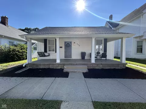 923 Sycamore St, Columbus, IN 47201