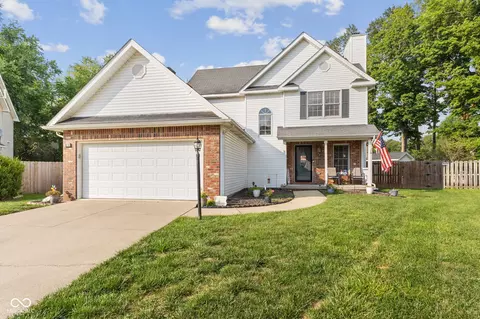 1810 River Birch Ct, Terre Haute, IN 47803