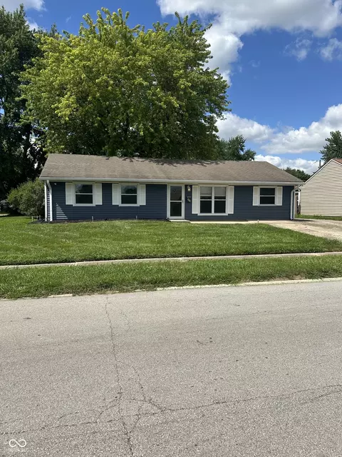 372 Northfield Dr, Mooresville, IN 46158
