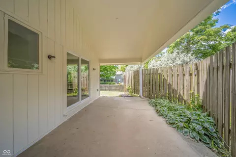 Exterior - 1110 Pendle Hill Ave, Pendleton, IN 46064 photo 7 of 10