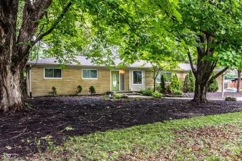 12406 Old Orchard Dr, Indianapolis, IN 46236