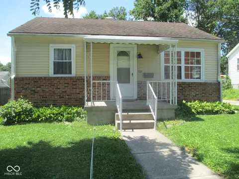 709 S Elm St, Crawfordsville, IN 47933