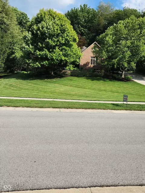 6415 Greyridge Blvd, Indianapolis, IN 46237