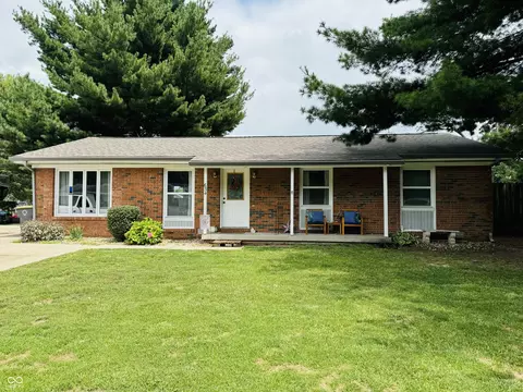 634 Berkshire Dr, Seymour, IN 47274