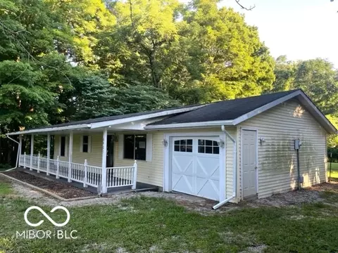 6401 E Robinson Rd, Bloomington, IN 47408 photo 2