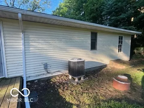 6401 E Robinson Rd, Bloomington, IN 47408 photo 6