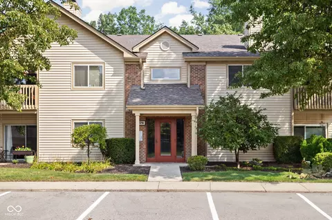 1076 Timber Creek Dr #1, Carmel, IN 46032