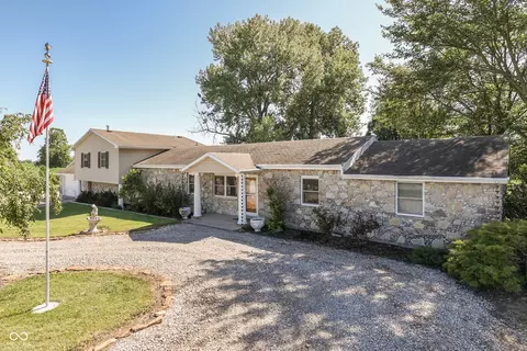 4251 N Talley Rd, Columbus, IN 47203