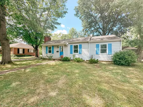 512 Willow Ln, Columbus, IN 47203
