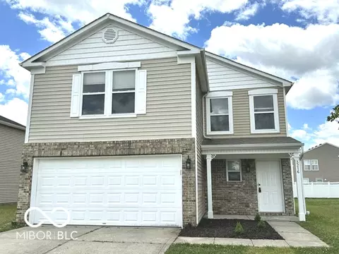 3216 Black Forest Ln, Indianapolis, IN 46239