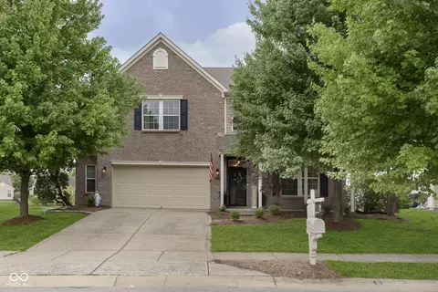 11085 Ellsworth Ln, Fishers, IN 46038